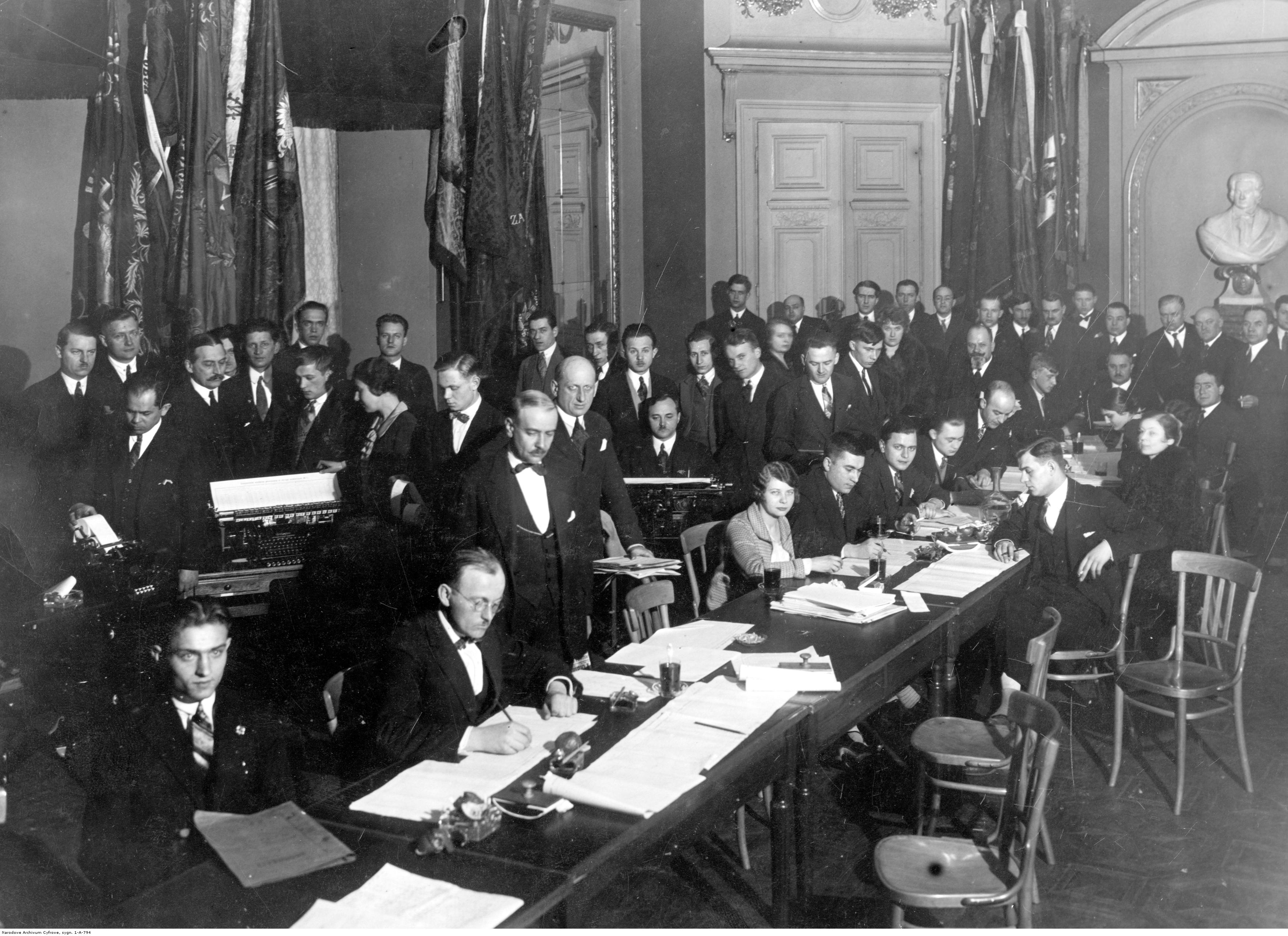 Wybory do sejmu i senatu 1928 i 1930 (w fotografii)